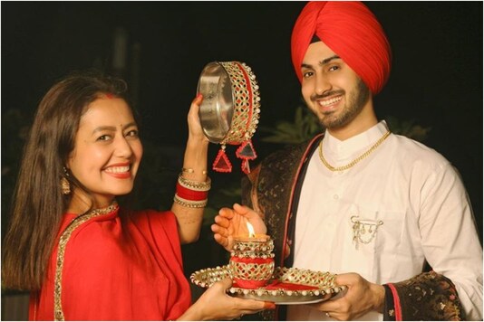 In Pics: Sneak-peek Inside Neha Kakkar's First Karva Chauth with Hubby  Rohanpreet Singh