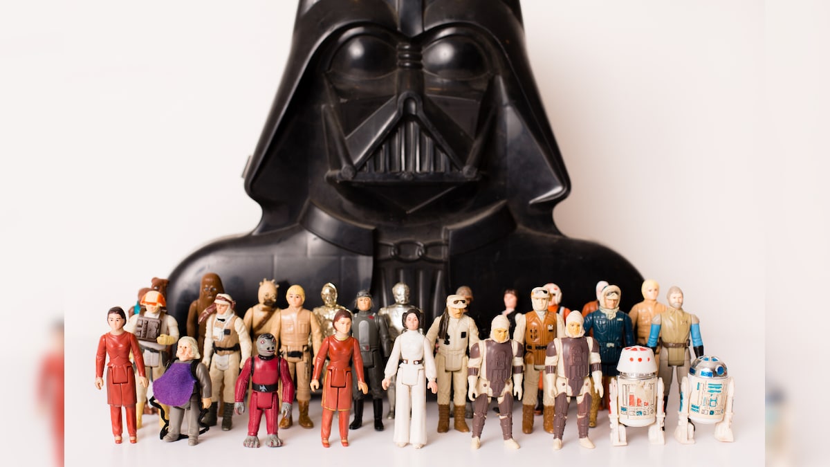 British Couple Inherited Vintage Star War Toys Which Turned Out to Be Worth Over 5,25,000 Dollars