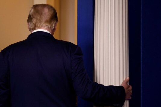 U.S. President Donald Trump departs after speaking about the 2020 U.S. presidential election results in the Brady Press Briefing Room at the White House in Washington, U.S., November 5, 2020. REUTERS/Carlos Barria