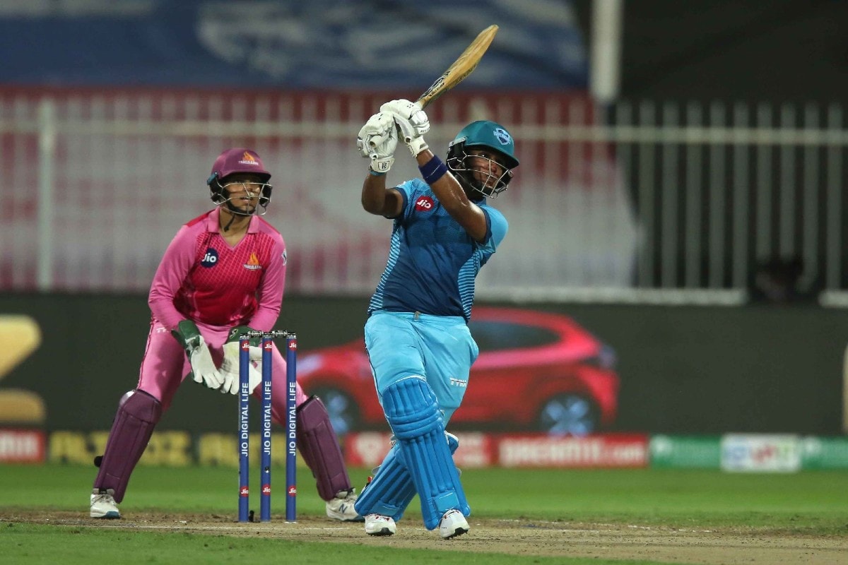 Women's T20 Challenge: Supernovas Beat Trailblazers By 2 Runs in a Last Ball Thriller
