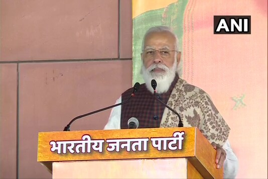 PM Narendra Modi addresses party workers at BJP headquarters in Delhi. (Twitter/ANI)