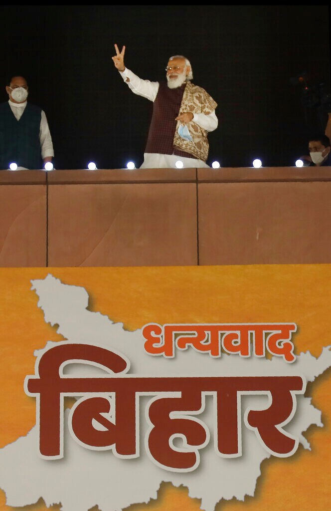 PM Modi Addresses Party Workers at BJP HQ After Bihar Victory - News18