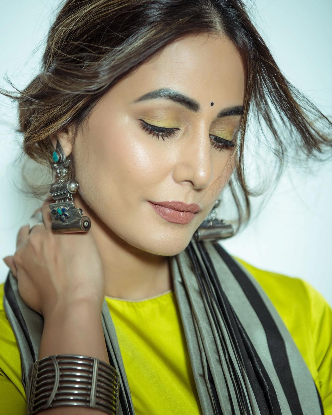 Diwali 2020: Hina Khan is Dhanteras Ready in Lovely Traditional Attire