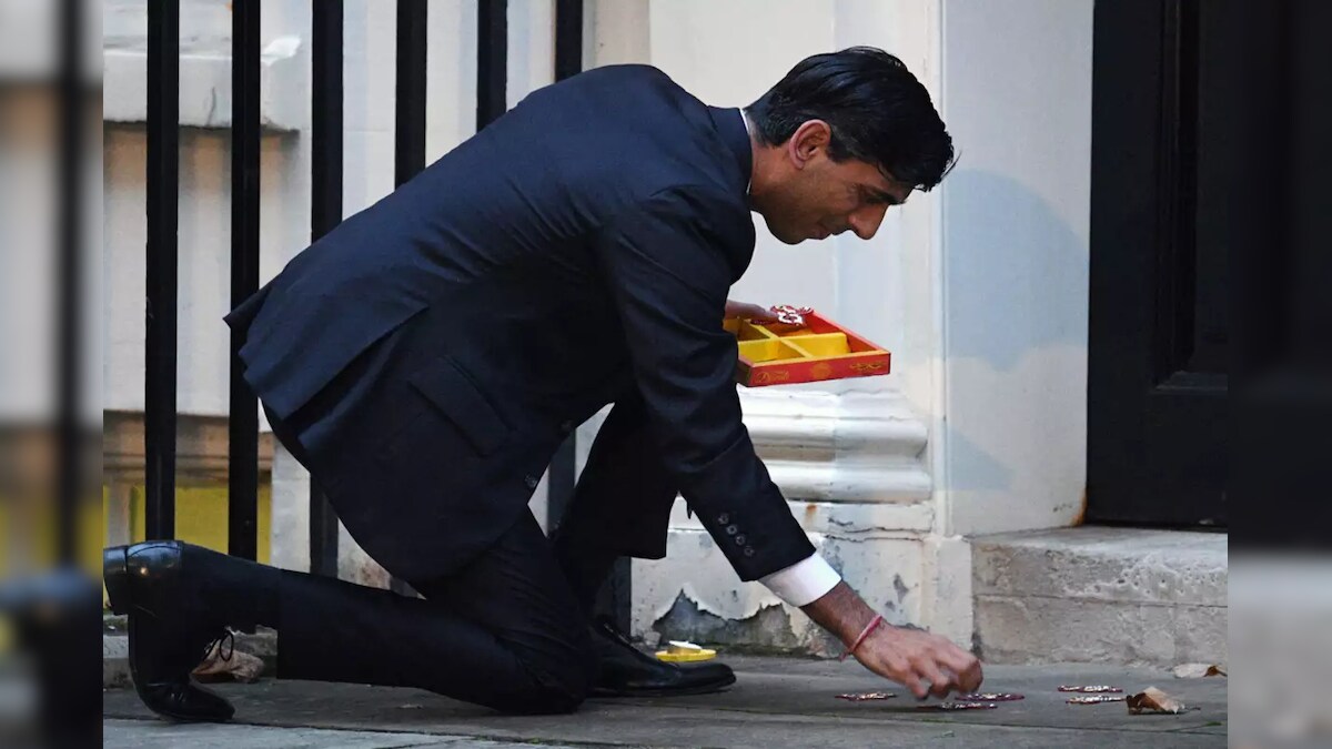 UK Chancellor Rishi Sunak Lights Up Downing Street with Diwali Decorations