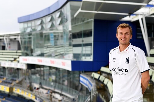 l England Spinner Danny Briggs Joins Adelaide Strikers