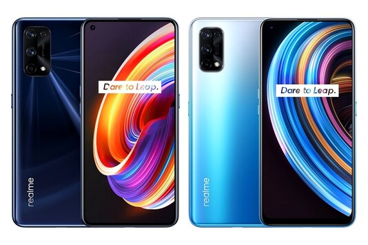 Realme X7 Pro (L) and Realme X7.