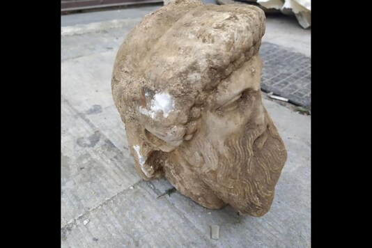 Athens mayor Kostas Bakoyannis posted a photo of the Hermes head on his Facebook account. (Credit: Kostas Bakoyannis/Facebook)