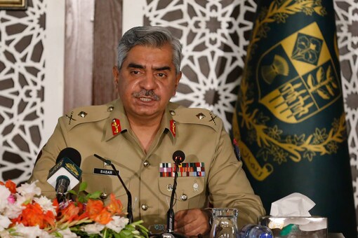 Pakistan's military spokesman Major Gen. Babar Iftikhar briefs the media on the ongoing tensions between Pakistan and India, in Islamabad, on November 14, 2020. (AP Photo/Anjum Naveed)