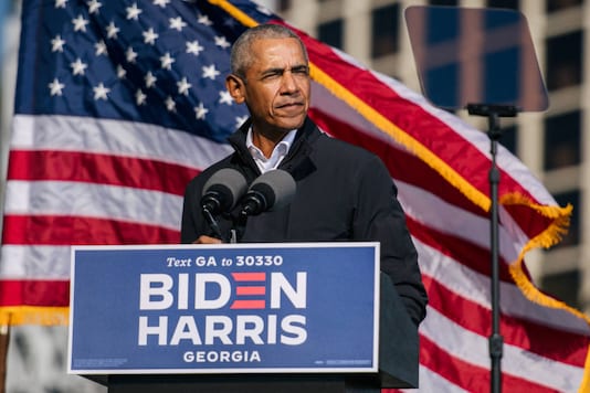 Former US president Barack Obama addresses voters one day before the election in Atlanta, Georgia, on November 2, 2020. (REUTERS/Brandon Bell) Former US president Barack Obama addresses voters one day before the election in Atlanta, Georgia, on November 2, 2020. (REUTERS/Brandon Bell)