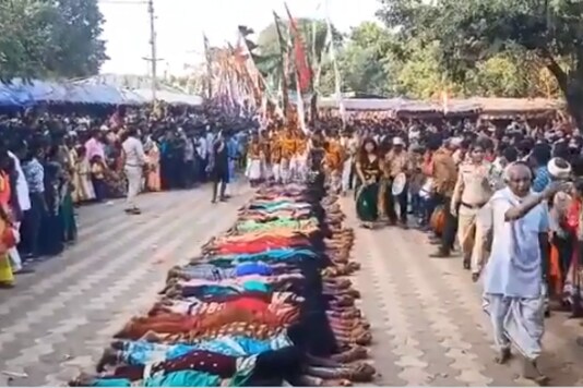 Watch Chhattisgarh Priests Walk Over Women Lying On Ground To Bless Them With Children Watch Chhattisgarh Priests Walk Over Women Lying On Ground To Bless Them With Children
