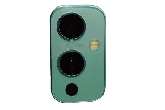 Recently, a report by 91 Mobiles claimed that the triple rear camera setup on the OnePlus 9 would include two 48-megapixel cameras - a primary shooter and an ultra-wide-angle lens. The report said that OnePlus would use the Sony IMX689 sensor instead of the Sony IMX586 on the OnePlus 8. Further, the primary camera on the OnePlus 9 will reportedly offer 6mm focal length, in comparison to the focal length of 6.59mm and 4.74mm provided by the primary cameras on the OnePlus 8 Pro and OnePlus 8T respectively. (Image Courtesy: 91 Mobiles)