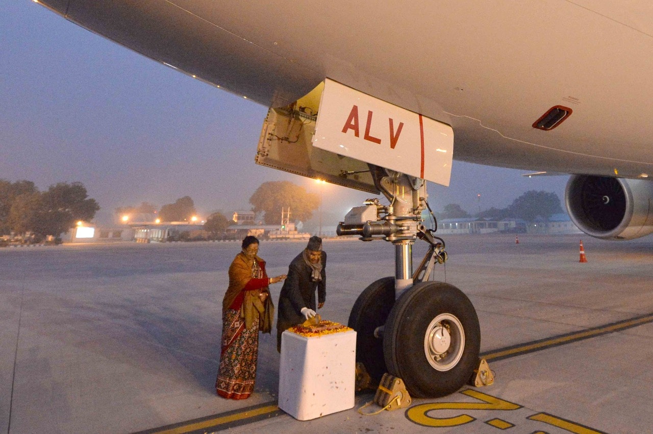 President Kovind Boards Inaugural VVIP Flight to Chennai; See Pics - News18
