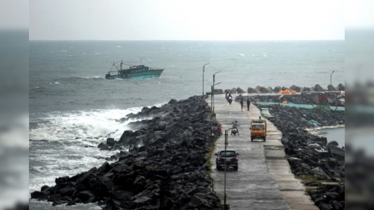 Public Holiday in Tamil Nadu Today as State Braces for Cyclone Nivar, 1,200 Rescue Personnel Deployed