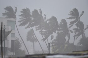 IMD Issues Cyclonic Storm Warning, Predicts Heavy Rainfall in South Konkan, Goa