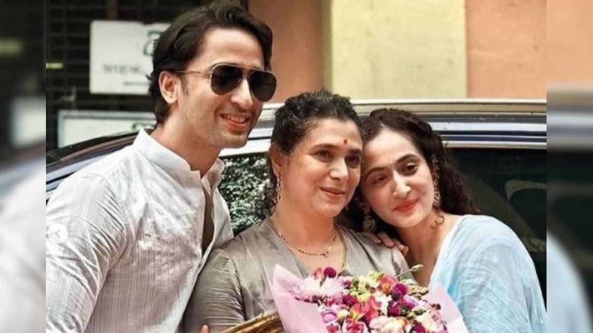 Shaheer Sheikh and Ruchikaa Kapoor Get Married in Court, Supriya Pilgaonkar Attends