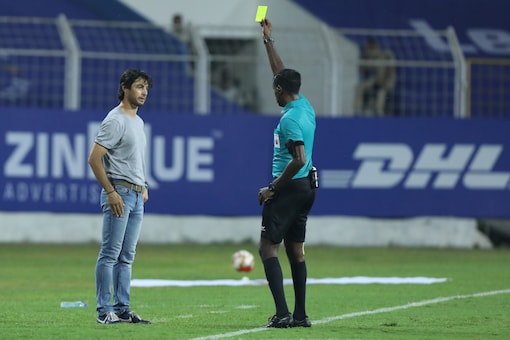 Juan Ferrando and Gerard Nus (not in the picture) were booked for their confrontation at the touchline. (Photo Credit: ISL Media)