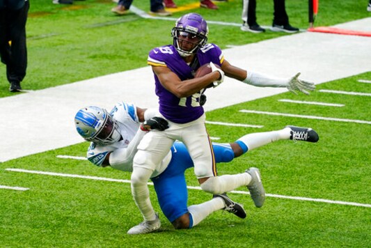 Cook Vikes Top Lions 34 20 Stafford In Concussion Protocol cook vikes top lions 34 20 stafford