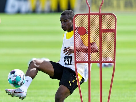 Bundesliga Awaits Debut Of Dortmund Teenager Moukoko Bundesliga Awaits Debut Of Dortmund Teenager Moukoko