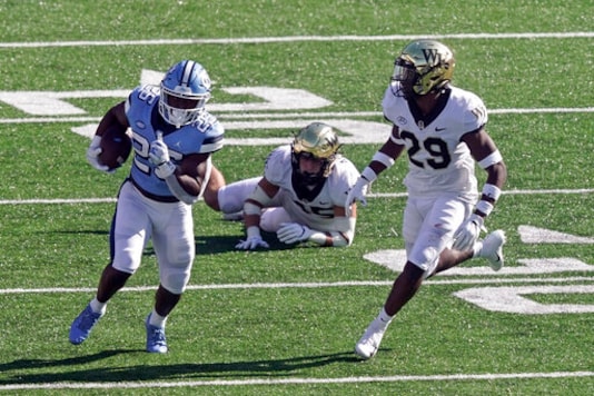 Howell, Tar Heels Make Big Rally To Beat Wake Forest 59-53 Howell, Tar Heels Make Big Rally To Beat Wake Forest 59-53
