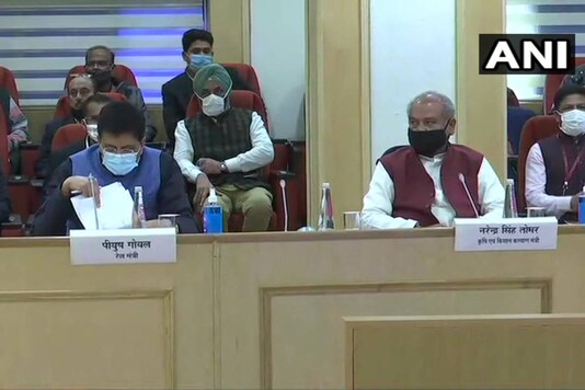 Union agriculture minister Narendra Tomar and railway minister Piyush Goyal meeting leaders of farmer unions at Delhi's Vigyan Bhavan on Tuesday.