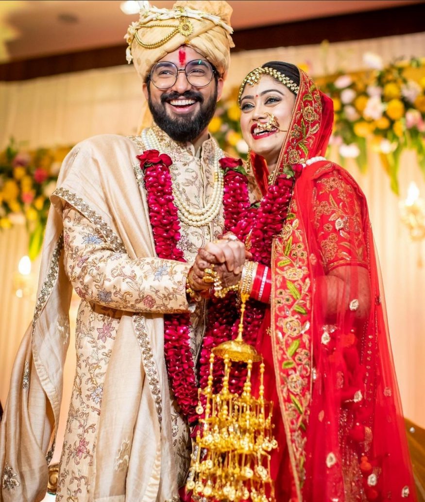 Download In Pics: Sachet Tandon-Parampara Thakur Tie the Knot in a ...