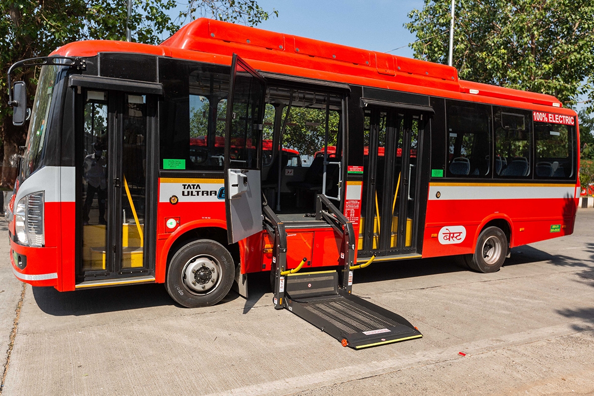 Tata Motors Delivers 26 Electric Buses to BEST, has features like WiFi ...