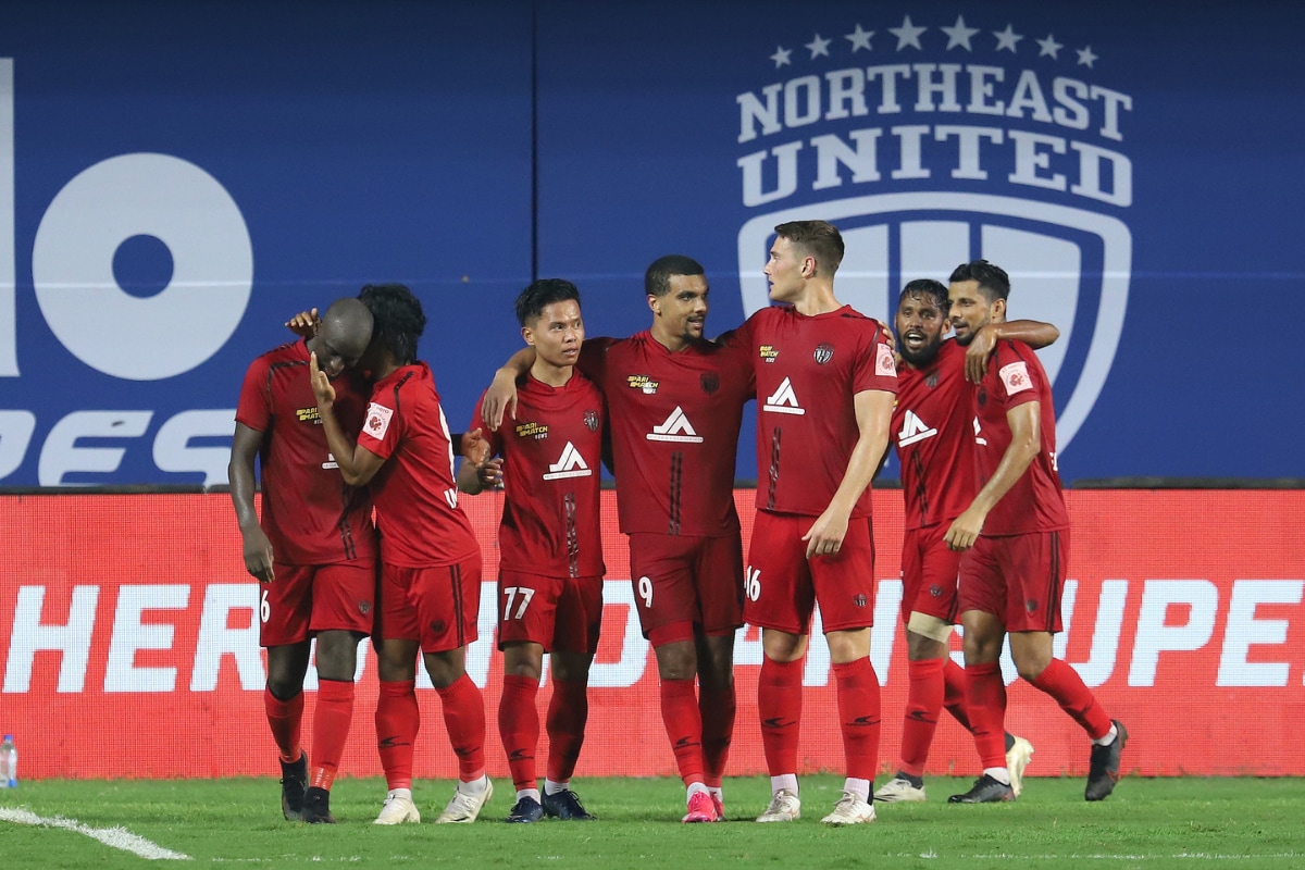 NorthEast United vs Kerala Blasters - Sportz Point