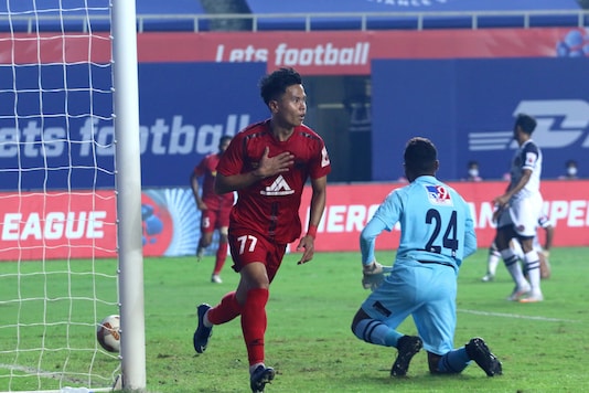 NorthEast United FC beat SC East Bengal (Photo Credit: ISL) NorthEast United FC beat SC East Bengal (Photo Credit: ISL)