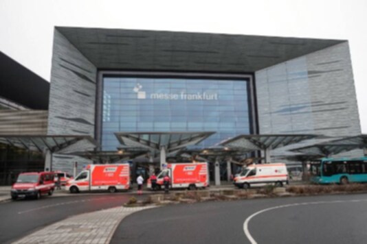 Ambulances and fire trucks are seen on December 6, 2020 at Hall 11 of Messe Frankfurt in Frankfurt am Main, western Germany, where people from the Gallus area were evacuated. (Armando BABANI / AFP) Ambulances and fire trucks are seen on December 6, 2020 at Hall 11 of Messe Frankfurt in Frankfurt am Main, western Germany, where people from the Gallus area were evacuated. (Armando BABANI / AFP)