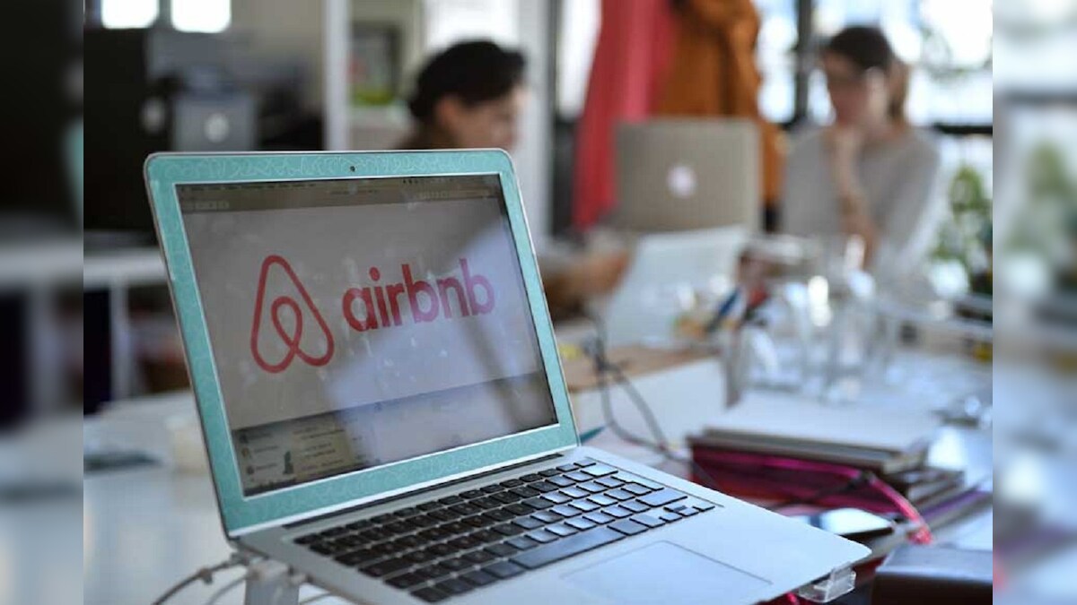 Airbnb, DoorDash Lead 'Unicorn Parade' Ending Hot IPO Year