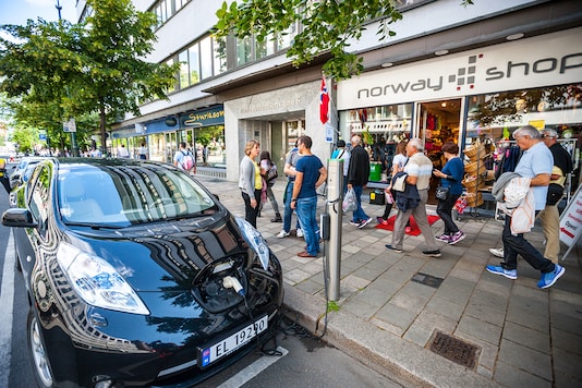 Norway is a pioneer in electric vehicles, promoting the purchase of such cars as an alternative with purchasing incentives. (Photo: AFP Relaxnews) Norway is a pioneer in electric vehicles, promoting the purchase of such cars as an alternative with purchasing incentives. (Photo: AFP Relaxnews)