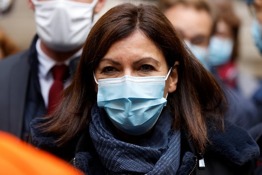Mayor of Paris Anne Hidalgo looks on during an afternoon of visits and meeting at AP-HP headquarters in Paris, France October 15, 2020. (Image: Reuters) Mayor of Paris Anne Hidalgo looks on during an afternoon of visits and meeting at AP-HP headquarters in Paris, France October 15, 2020. (Image: Reuters)