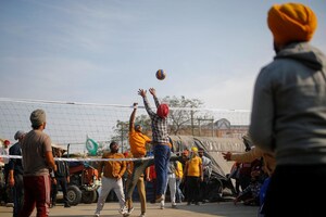 Volleyball to Foot Massages, How Farmers Are Beating Stress & Cold as Protests Continue