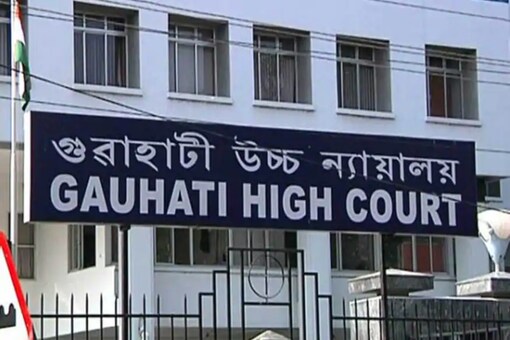 The HC further held that the earlier order of December 18 asking to maintain status quo of the council stands modified. 
