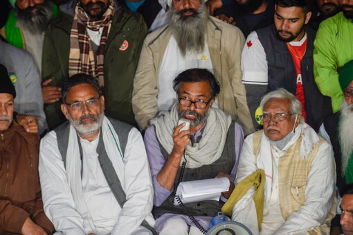 Farmers' leaders address a press conference at Singhu border during their protest against the new farm laws, in New Delhi on December 23, 2020. (PTI Photo/Kamal Singh)