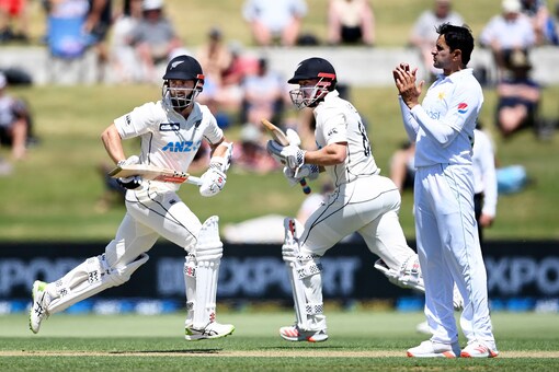 New Zealand 301-5 At Lunch On Day 2, 1st Test Vs. Pakistan