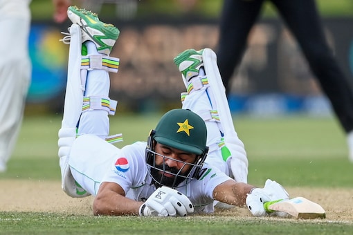 New Zealand 431; Pakistan 62-5 At Lunch On Day 3 Of 1st Test