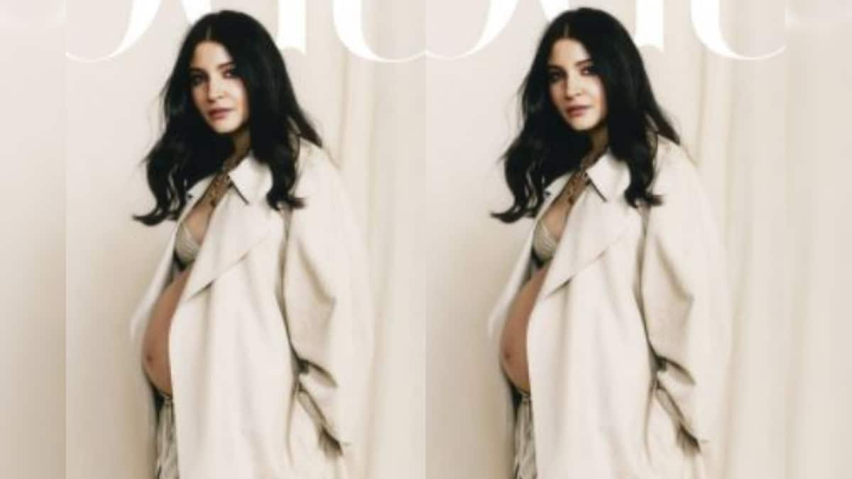 Anushka Sharma Flaunts Pregnant Belly on Magazine Cover, Virat Kohli Calls it 'Beautiful'