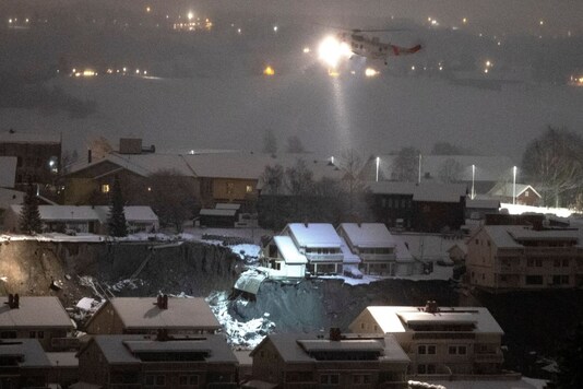 General view after a landslide hit a residential area in Ask village, about 40km north of Oslo, Norway December 30, 2020. Jil Yngland/NTB/via REUTERS General view after a landslide hit a residential area in Ask village, about 40km north of Oslo, Norway December 30, 2020. Jil Yngland/NTB/via REUTERS