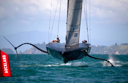 Us Team Wins Twice On 1st Day Of America S Cup World Series
