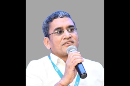 Dinesh Maheshwari. (Image credits: https://www.cfo.rai.net.in/DineshMaheshwari.php)