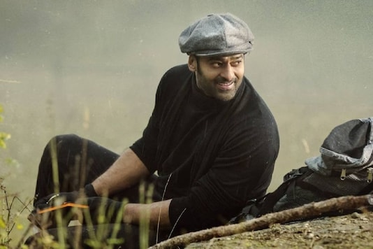 Prabhas Gifts Fans New 'Radheshyam' Poster on New Year Prabhas Gifts Fans New 'Radheshyam' Poster on New Year