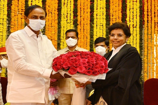 Hima Kohli Becomes The First Woman To Be Sworn in As Chief Justice of Telangana High Court, Hima Kohli swore as CJ Hima Kohli Becomes The First Woman To Be Sworn in As Chief Justice of Telangana High Court, Hima Kohli swore as CJ