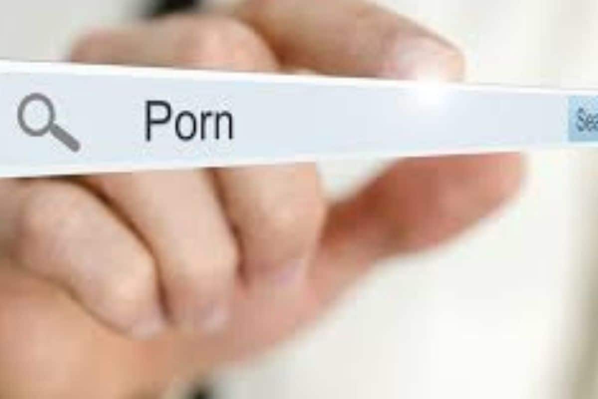 UP Police Will Monitor Your Porn Searches in Internet History. Will it  Reduce Crimes Against Women? - News18