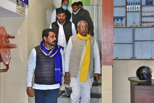 Bhim Army chief Chandrashekhar Azad on Saturday met Suheldev Bhartiya Samaj Party president Om Prakash Rajbhar Bhim Army chief Chandrashekhar Azad on Saturday met Suheldev Bhartiya Samaj Party president Om Prakash Rajbhar
