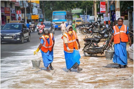 700 sanitation workers were sacked by the Greater Chennai Corporation on Tuesday | Image credit: Reuters (Representational)