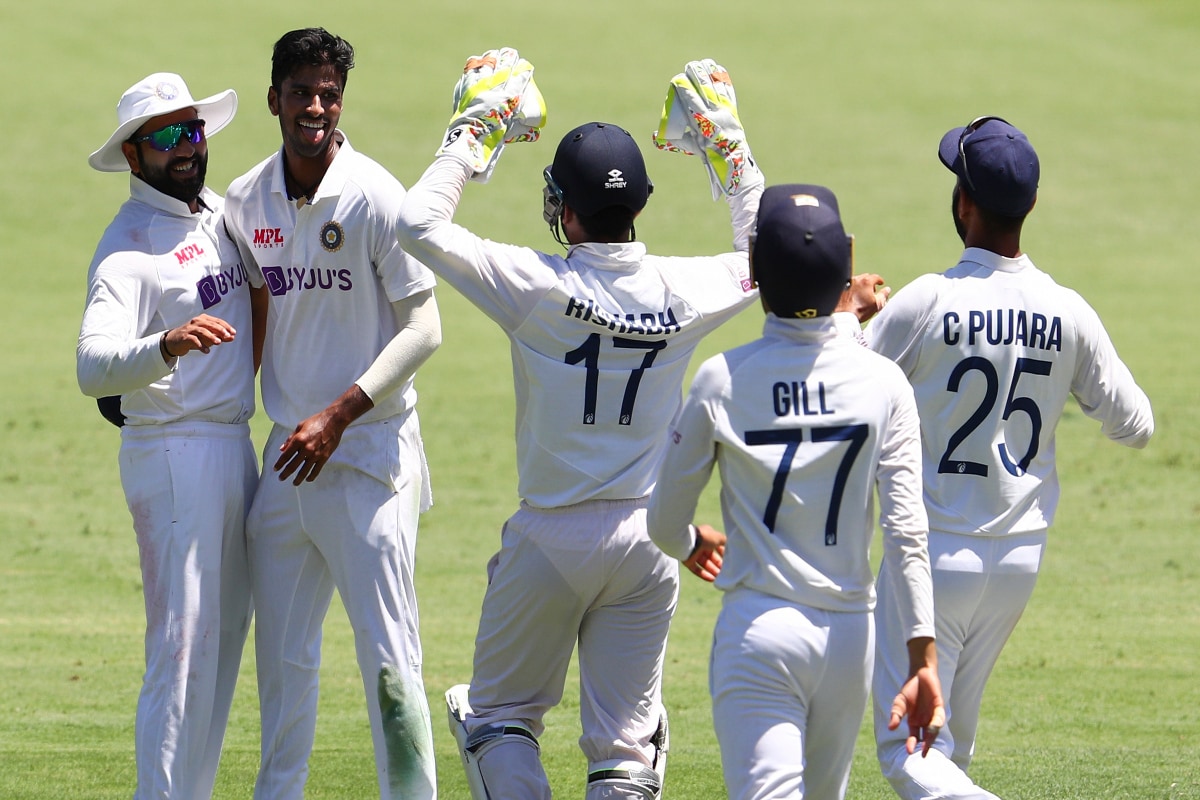 India vs Australia: I Wish He Comes Back & Bowls the First Over Tomorrow-Washington Sundar on Navdeep Saini's Injury