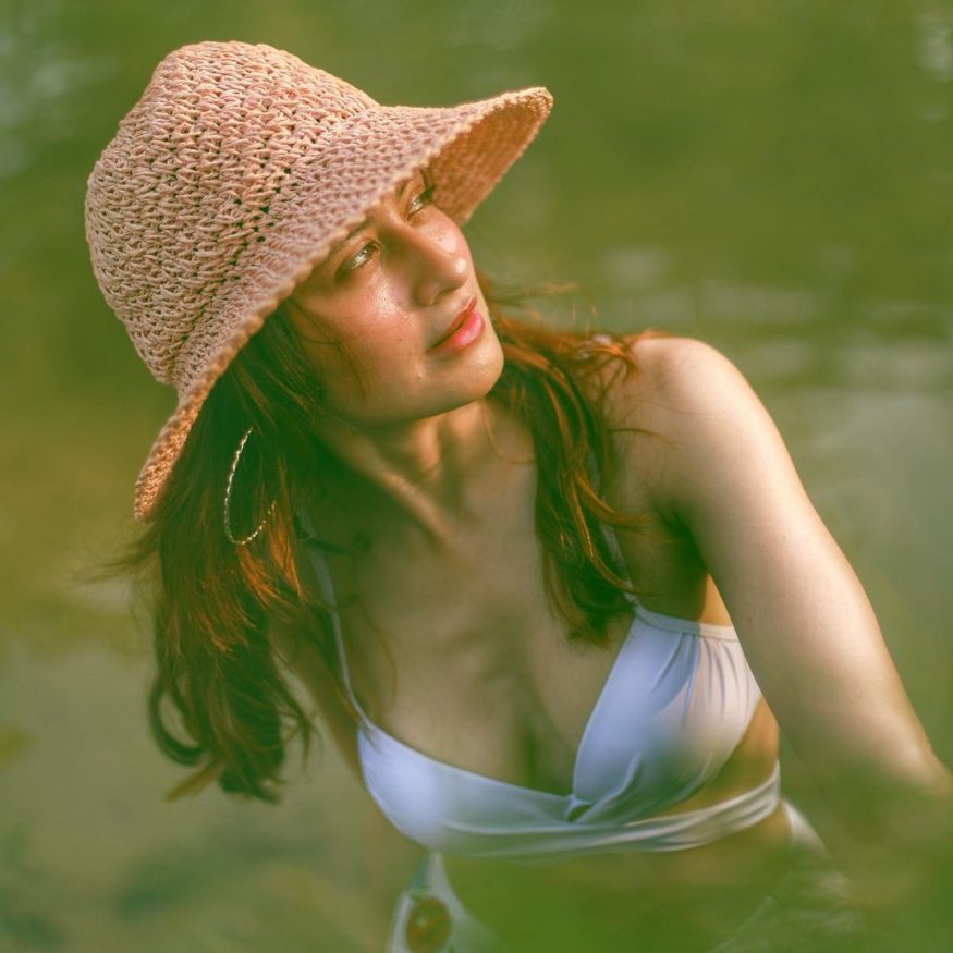 Sanjeeda Shaikh is raising the temperature and how! Her Instagram feed is ablaze with some of her hottest pictures. (Image: Instagram)