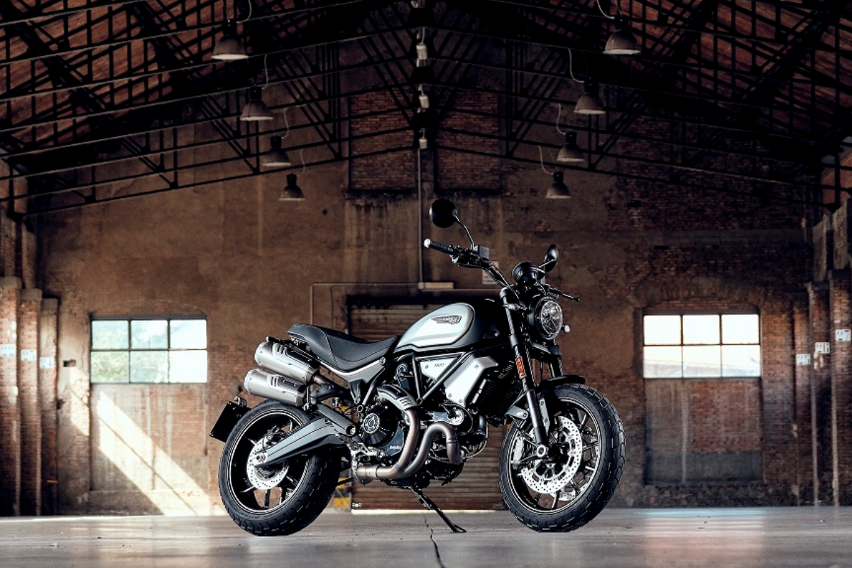 Ducati Scrambler Icon Icon Dark 1100 Dark Pro Launched In India Prices Start At Rs 8 49 Lakh