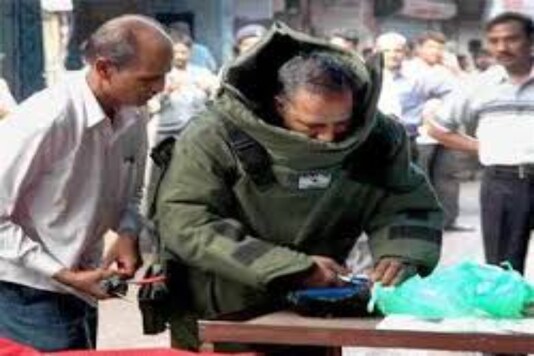 File Photo Of Bomb Squad Diffusing A Bomb 